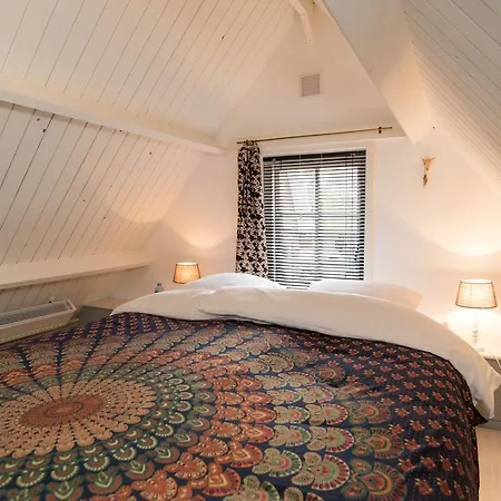 The Lazy Bed and Breakfast 3*